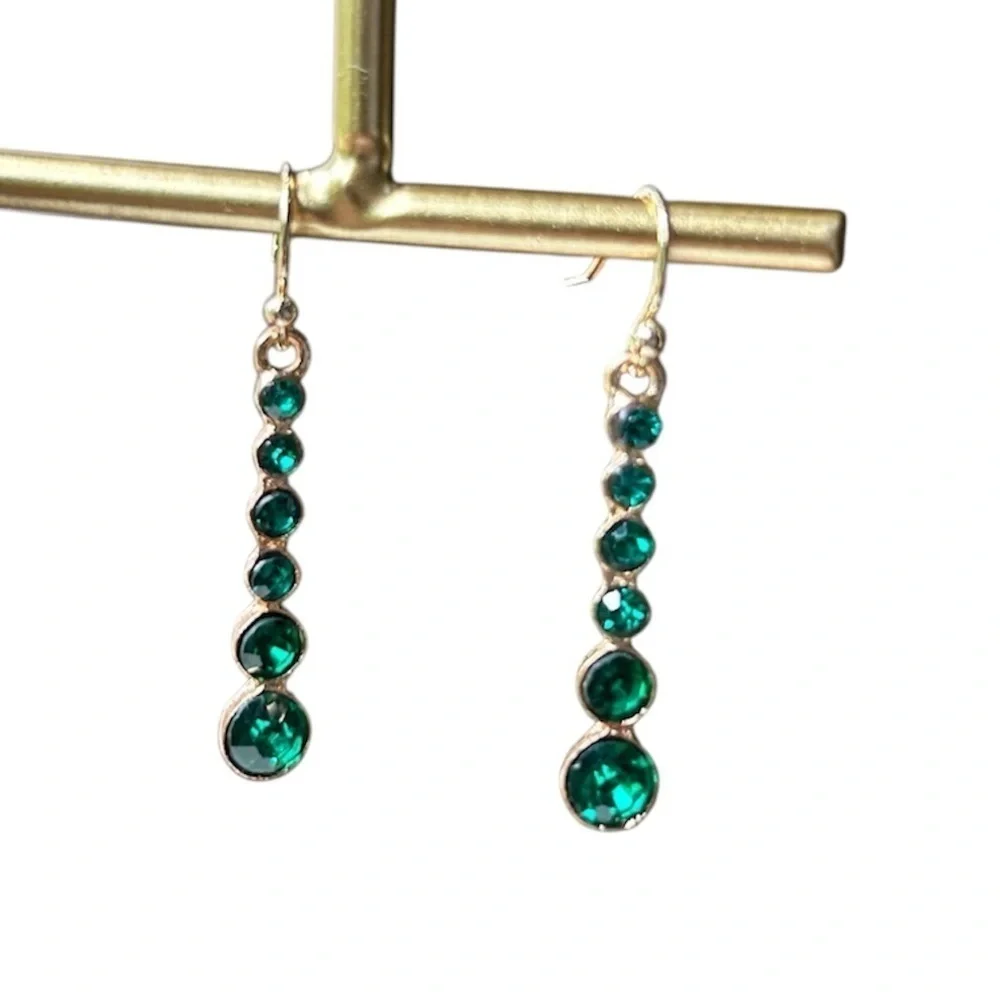 New Gold & Green Stone Dangle Earrings